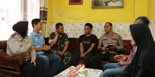 Ajak Keluarga Korban Kanjuruhan Bekerja di Kepolisian, Kapolres Malang Penuhi Janji Kapolri