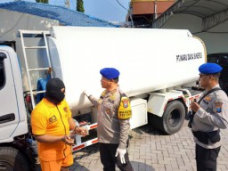Ditpolairud Polda Jatim Tangkap Sopir PT Waru Daya Sinergi