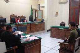 Dhanareli Duari Dihukum Akibat Menggoda Cewek Lewat