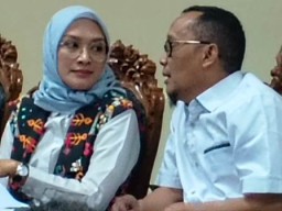 Hasan Aminuddin dan Puput Tantriana Sari Dituntut 6 Tahun