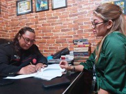 Polsek Genteng Selidiki Kasus Penganiayaan Pemandu Lagu