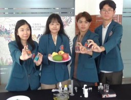 Mahasiswa Ubaya Sulap Limbah Kulit Buah Jadi Parfum Beraroma