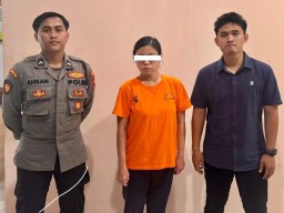 Jangan Lengah! Maling Handphone Beroperasi di Bus Suroboyo