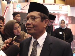 Mahfud MD Hadiri Peringatan Hari Jadi Jawa Timur ke - 80