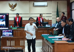 Hakim Putuskan Dakwaan TPPU Ganjar Siswo Pramono Pemkot Surabaya Batal Demi Hukum
