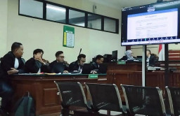 BAP Kusnadi Sebut Khofifah dan Emil Terima Fee Hibah 30 Persen