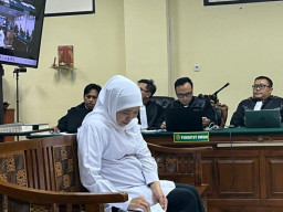 Gubernur Khofifah Ngelantur Bicara Hibah Non Pokir Rp29 Triliun