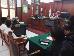 Uang Aries Agung Peawai Kadindik Jatim Rp20.050.000 Dikembalikan