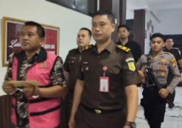 Kades Mulyodadi Sidoarjo Ditahan Dugaan Pungli Rp995 Juta