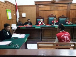 Pria Asal Wonokromo Edarkan 2000 Pil Koplo
