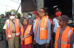 Awas! ke Pasar Desa Kepulungan Wajib Bermasker