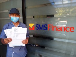 Mobil Ditarik, Agus Santoso Ngamuk di PT SMS Finance