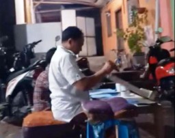 Agus Suyanto Klaim Belajar Sablon Masker Corona