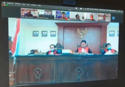 Bos Kayu Ulin dan Meranti Ilegal Samarinda Disidang