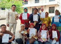 11 Buruh Laporkan PT LSI ke Dinas Tenaga Kerja