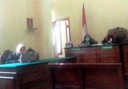 Diancam 7 Tahun, Terdakwa Siti Asiyah Tidak Ditahan