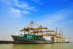Pelindo III Diskon Program Tol Laut 50 Persen