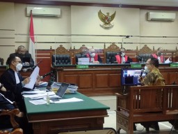 Hakim Itong Ngaku Hutang Panitera Rp 20 Juta