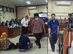 Gaji Bulanan Honorer PN Surabaya Rp 2,5 Juta