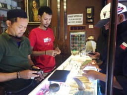 Pedagang Online Jual Cula Badak Rp 150 Juta