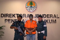 KLHK Tahan Tersangka Reklamasi Belitung