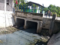 DPU SDA Sangkal Tumpukan Sampah di Kali Afvoer