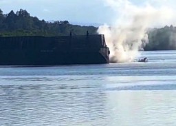 Kapal Batu Bara Terbakar di Kalimantan, ABK Hilang