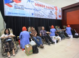 Pegawai PT Pelindo III Sumbang 889 Kantong Darah