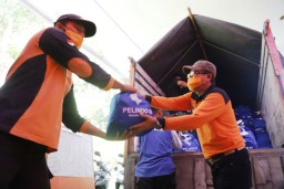 1000 Paket Sembako Dikirim ke Korban Gempa Malang