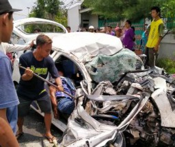 Kecelakaan di Purwodadi, 7 Tewas dan 5 Terluka