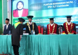 594 Mahasiswa Universitas Yudharta Diwisuda