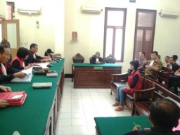 Hakim Anne Rusiana Putus Terdakwa Sabu 2 Tahun