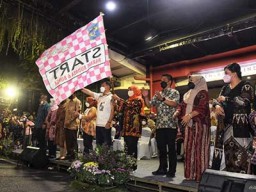 Kemeriahan Parade Budaya Surabaya Vaganza 2022