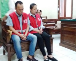 Pasutri Penipu Dituntut 3,5 Tahun Penjara