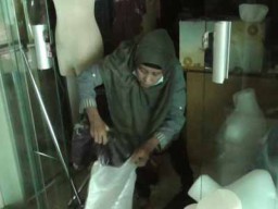 Pedagang JMP 2 Menyoal Pengosongan Toko