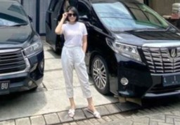 Reysa Yeni Fontiana Jadi Pesakitan PN Surabaya