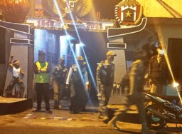 Satpol PP Jaring 15 PSK Muda Kawasan Tretes