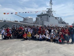 KRI Fatahillah-361 Gelar Open Ship The Rising Tide