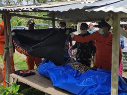 Seorang Dokter Ditemukan tak Bernyawa di Tepi Pantai