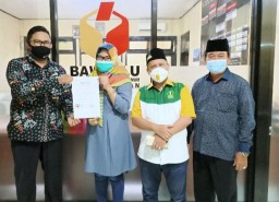 Tim Hukum GIAT Lapor Baliho Rusak Ke Bawaslu