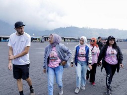 Srikandi Ganjar Gelar Praktik Jadi Tour Guide di Bromo