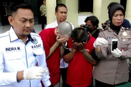 WNA Amerika Serikat Simpan Ganja dan Sabu