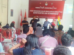 Bawaslu & KPU Sosialisasi Golput Pemilih Pemula