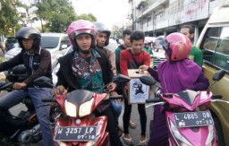 Bonek Donorejo Galang Dana untuk Micko Pratama