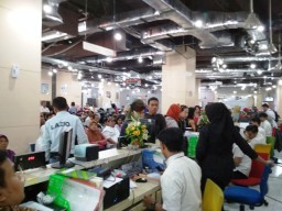 Pelayanan Dispendukcapil Hingga Pukul 21.00 WIB