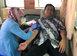 Sambut Ramadhan, Jatim Graha Utama Gelar Donor Darah