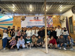 Milenial di Surabaya Dukung Gibran Wakil Presiden 2024