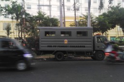 PKL Benteng Pendukung Jokowi Diobrak Satpol PP