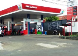 Harga BBM Bersubsidi Belum Naik