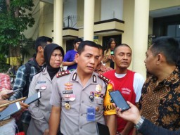 Warga Bratang Dapat Jutaan Pil Koplo dari Pasuruan